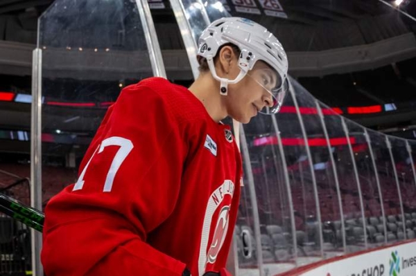 Хоккей. Егор Шарангович, набрав три очка, стал третьей звездой матча чемпионата НХЛ с "Сент-Луисом"
Хоккей. Егор Шарангович, набрав три очка, стал третьей звездой матча чемпионата НХЛ с "Сент-Луисом"