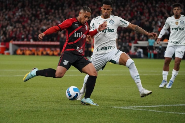 Грузин для «Баварии», армянин и киргиз – в новом топе талантов от Guardian. А еще Зидан и Ибрагимович (правда) Грузин для «Баварии», армянин и киргиз – в новом топе талантов от Guardian. А еще Зидан и Ибрагимович (правда)