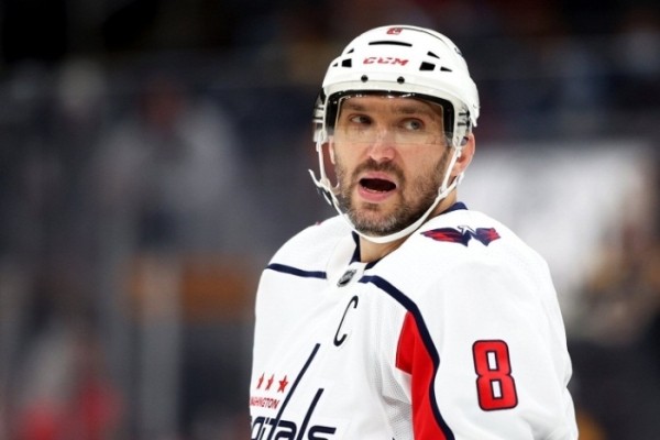 Хоккей. НХЛ заявила, что регулярный чемпионат не будет возобновлен 27 декабря
Хоккей. НХЛ заявила, что регулярный чемпионат не будет возобновлен 27 декабря