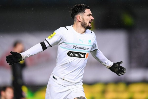 Гончаренко меняет &laquo;Краснодар&raquo;: перешел на более вертикальный футбол из-за трансферов, вывел в лидеры по прессингу и контратакам, но нет стабильности