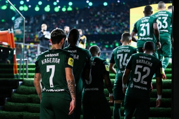 Гончаренко меняет &laquo;Краснодар&raquo;: перешел на более вертикальный футбол из-за трансферов, вывел в лидеры по прессингу и контратакам, но нет стабильности