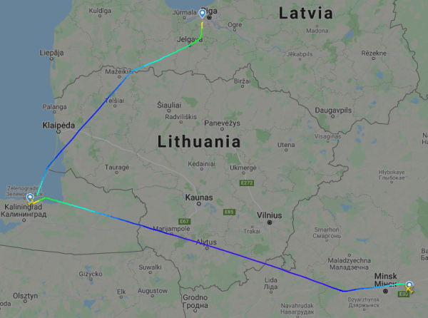 «Динамо» летело в Ригу крюком с посадкой в России – из Беларуси напрямую просто невозможно. По ЕС «зубров» возил самолет генспонсора клуба-конкурента