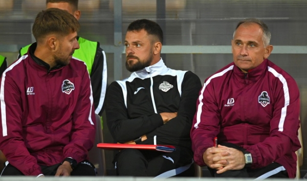 Футбол.  Тренерский штаб НФК "Крумкачы" в полном составе покинул клуб
 