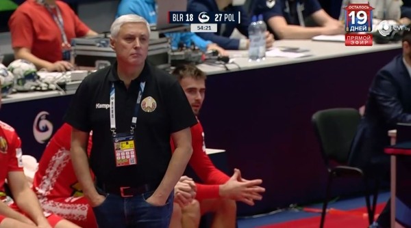 Гандбол.  ЧЕ-2022. Сборная Беларуси разгромно проиграла команде Польши и потеряла шансы на выход в основной раунд
 