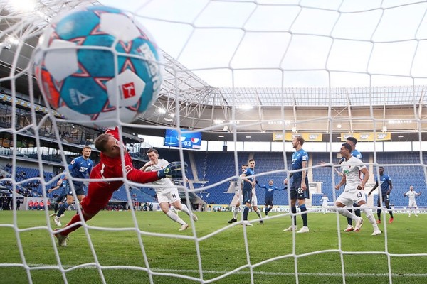 Какие команды самые зрелищные в Европе? В топе внезапно «МЮ» и «Рома» Жозе, а еще много Бундеслиги Какие команды самые зрелищные в Европе? В топе внезапно «МЮ» и «Рома» Жозе, а еще много Бундеслиги