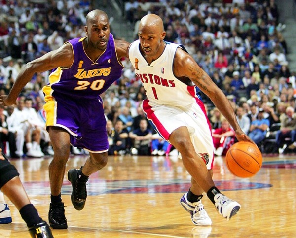 20 лет назад «Лейкерс» уже собирали суперкоманду из ветеранов. Это закончилось ядерной зимой