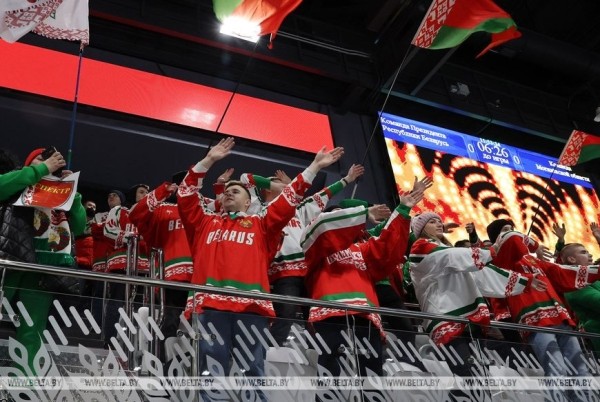 Хоккейная команда Президента победила сборную Могилевской области в матче любительского турнира