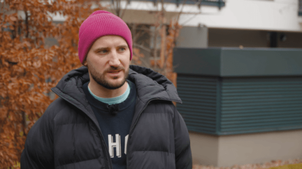 Рыдал в Стамбуле, тихари за границей, готов убить за кофе в Минске. Друг Ивулина и лучший интервьер Беларуси рассказал Дудю о вынужденной эмиграции