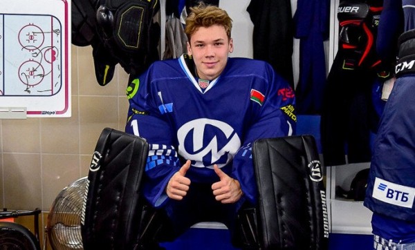 У «Динамо» на выезде один вратарь – нового взять нельзя (зафэйлили по сроку), на подмену пробуют форварда