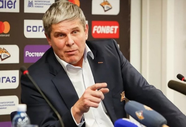 Хоккей.  Вице-президент "Магнитки": КХЛ нарушила свой же регламент, дав "добро" на матч в регионе с чрезвычайным положением
 