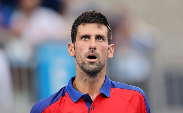 Джокович выиграл суд и готовится играть Australian Open. Но его хочет депортировать другой министр