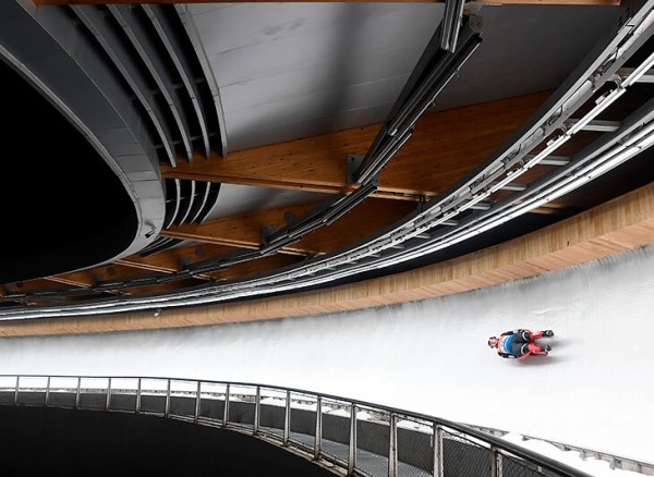 Как выглядят арены Олимпиады-2022? Трасса в ущелье, трамплин на крыше сталелитейного завода, дворец из фильма «Форрест Гамп» Как выглядят арены Олимпиады-2022? Трасса в ущелье, трамплин на крыше сталелитейного завода, дворец из фильма «Форрест Гамп»