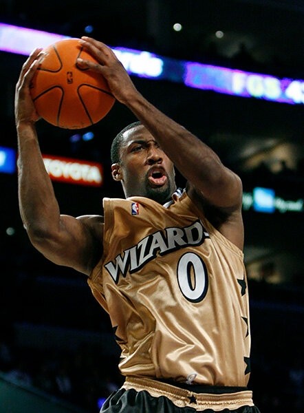 «Мне заплатили 62 миллиона за 17 матчей – вот почему я величайший игрок в истории». Гилберт Аренас был слишком крут для НБА