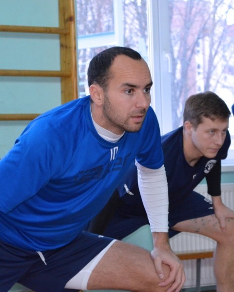 Директор без рвения выбивал подписи за Лукашенко и был уволен, долг перед Хачериди висит, еврокубки спасли от еще больших проблем. Как живет «Динамо» Брест Директор без рвения выбивал подписи за Лукашенко и был уволен, долг перед Хачериди висит, еврокубки спасли от еще больших проблем. Как живет «Динамо» Брест