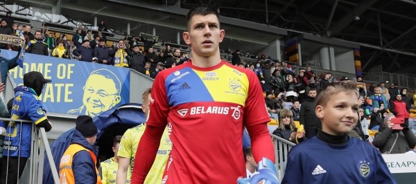 Чичкан провел в БАТЭ 13 лет, но новый контракт ему даже не предложили. Клуб просто не стал бороться за кипера Чичкан провел в БАТЭ 13 лет, но новый контракт ему даже не предложили. Клуб просто не стал бороться за кипера