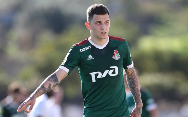 Футбол. Источник: "Локомотив" предложил Виталия Лисаковича тульскому "Арсеналу"
Футбол. Источник: "Локомотив" предложил Виталия Лисаковича тульскому "Арсеналу"