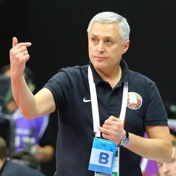 Гандбол.  Юрий Шевцов о поражении от поляков: пробовали играть без вратаря, разные варианты, но безуспешно
 