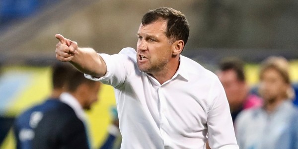 Футбол. Сергей Гуренко: 1:8 от "Зенита"? Помню 4:0 дома. У меня к ребятам много вопросов, пройдет время — все это всплывет
Футбол. Сергей Гуренко: 1:8 от "Зенита"? Помню 4:0 дома. У меня к ребятам много вопросов, пройдет время — все это всплывет