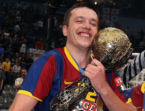 Как Рутенко, большой патриот Лукашенко, торговал Родиной, будучи звездой гандбола (ой, обеспечивал себе будущее, и все его понимали)