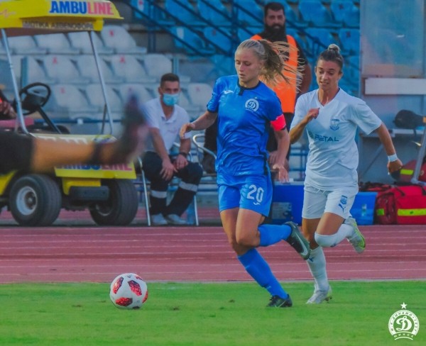 В УЕФА уверены, что АБФФ развивает женский футбол – на деле в боссах былой (?) сексист, сборные топчутся на месте, а в ЧБ дикое расслоение (лидеры набили 200 мячей)