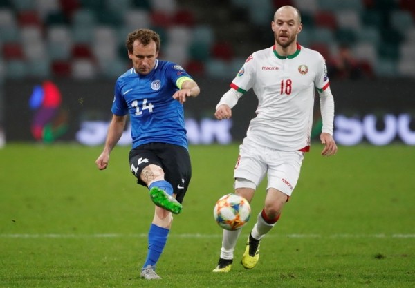 Футбол. Иван Маевский: мне передали, что после всего, что я наговорил, за сборную Беларуси больше играть не буду
Футбол. Иван Маевский: мне передали, что после всего, что я наговорил, за сборную Беларуси больше играть не буду