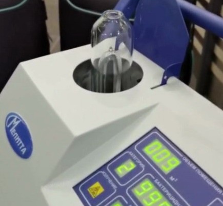 Разное.  "Пожалуйста, покиньте помещение!" НОК Беларуси показал работу аппарата по антивирусной обработке багажа олимпийцев
 