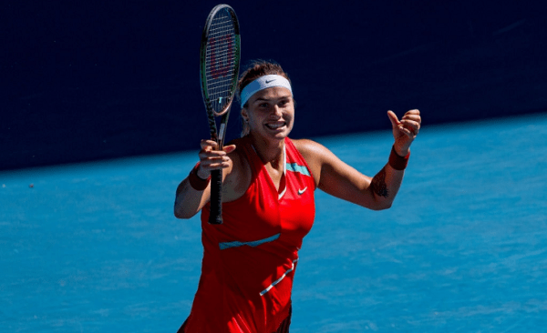 Соболенко в госцветах показали ее же фокус – и в 1/4 Australian Open прошла 36-летняя эстонка