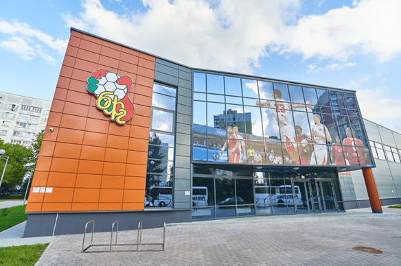 Белгандбол вне международного уровня интересен паре десятков людей – а при БФГ полтора года есть фирма по маркетингу. В чем смысл?