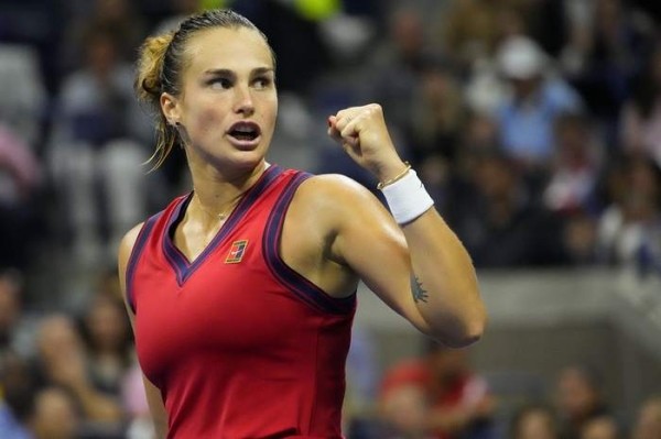 Теннис.  Арина Соболенко вышла в четвертый круг "Australian open"
  Теннис.  Арина Соболенко вышла в четвертый круг "Australian open"