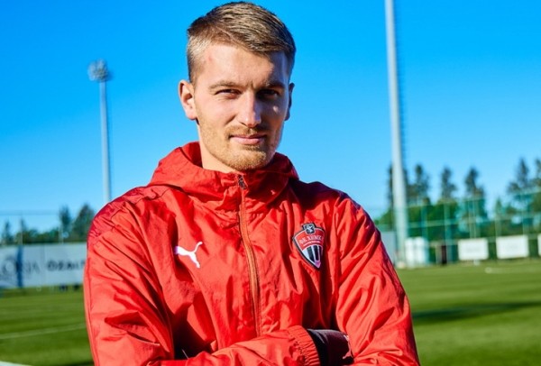 Футбол.  Гол Захара Волкова принес "Химкам" ничью в товарищеском матче с чешским "Баником"
 