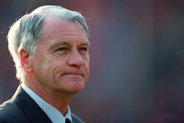 «Роналдо не хотел менять клуб». Политика и агенты погубили «Барсу» Бобби Робсона «Роналдо не хотел менять клуб». Политика и агенты погубили «Барсу» Бобби Робсона