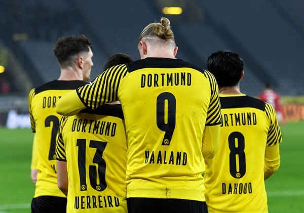 Ого, Холанд намекнул на уход. Жалуется на давление «Боруссии»