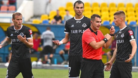 АБФФ тотально прессует «Крумкачы» – заявка в Д2 на 2022-й будет чудом: штрафы на пустом месте, запреты на аренду стадионов и даже давление на банки