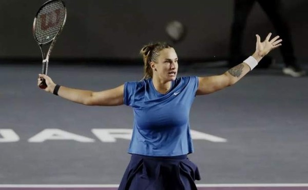 Теннис.  Арина Соболенко вышла в 1/32 финала "Australian Open"
 