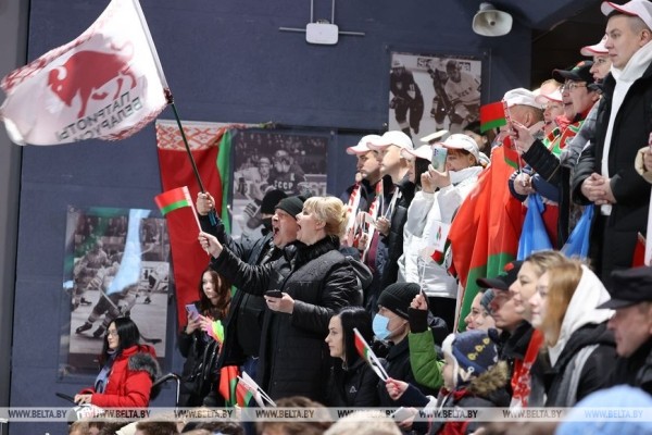Хоккейная команда Президента победила сборную Могилевской области в матче любительского турнира