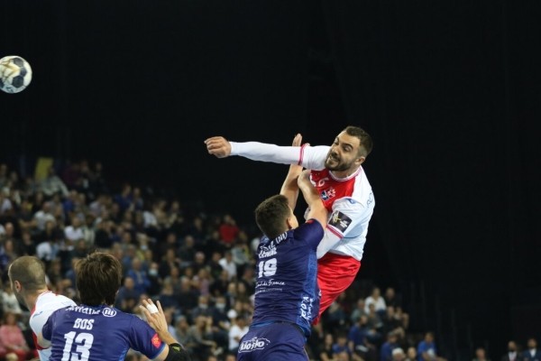 Похоже, именно «Мешков Брест» заподозрили в сдаче матча в Лиге чемпионов. Но ситуация ну очень неоднозначная Похоже, именно «Мешков Брест» заподозрили в сдаче матча в Лиге чемпионов. Но ситуация ну очень неоднозначная