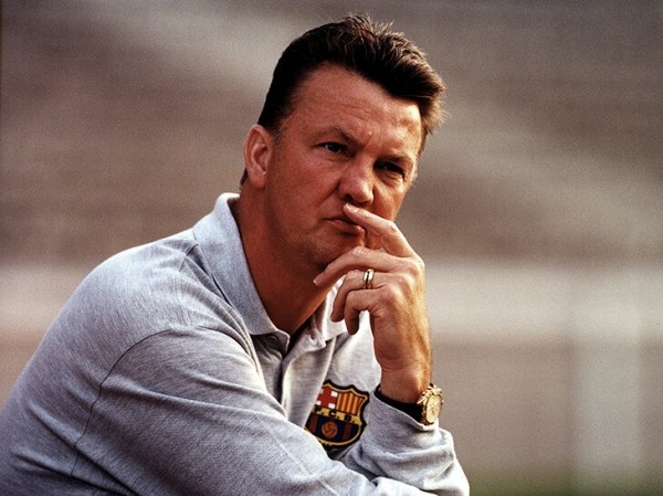 «Роналдо не хотел менять клуб». Политика и агенты погубили «Барсу» Бобби Робсона «Роналдо не хотел менять клуб». Политика и агенты погубили «Барсу» Бобби Робсона