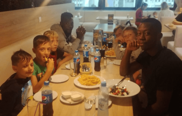 Лукашенко просил африканца минского «Динамо» не сбегать из Беларуси (мол, тут нет диктатуры) – тот улыбался, а потом дал деру в 17-ю команду Египта