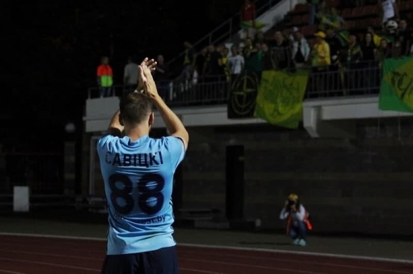 4 года Савицкого в Бресте: чуть не снял «Динамо» с чемпионата, получал больше Милевского в 1,5 раза и вообще был «котиком» (морским и ленивым) 4 года Савицкого в Бресте: чуть не снял «Динамо» с чемпионата, получал больше Милевского в 1,5 раза и вообще был «котиком» (морским и ленивым)