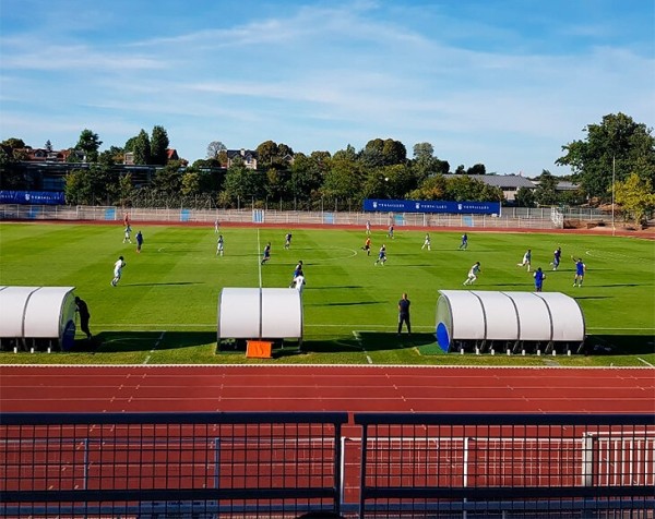 Клубу Д4 Франции нельзя играть дома вечером из-за ценности Версальского дворца – пришлось проводить 1/8 Кубка на выезде, но все равно выбили фаворитов