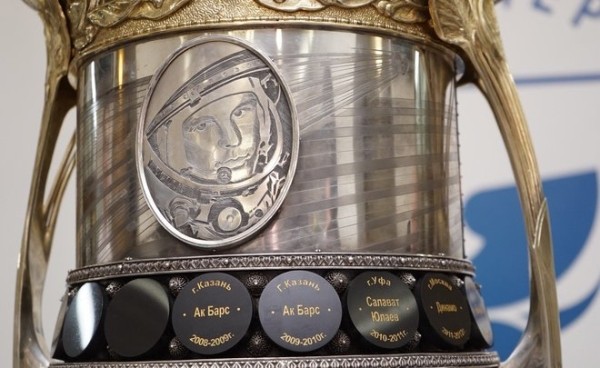 Хоккей. Стали известны соперники минского "Динамо" в плей-офф КХЛ
Хоккей. Стали известны соперники минского "Динамо" в плей-офф КХЛ