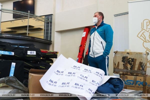 ФОТОФАКТ: Торжественные проводы национальной команды на зимние Паралимпийские игры