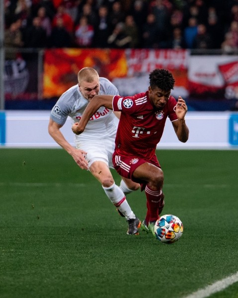 Футбол. Лига чемпионов. "Бавария" не смогла обыграть "Зальцбург" в первом матче 1/8 финала
Футбол. Лига чемпионов. "Бавария" не смогла обыграть "Зальцбург" в первом матче 1/8 финала