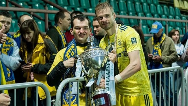 Любимец публики, самый яростный вратарь в истории БАТЭ и тот, кто заменял нам Криштиану. Эти футболисты завершили карьеру – вот какими мы их запомним