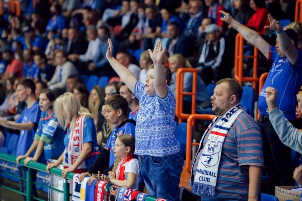 Гандбол.  Лига чемпионов. "Мешков Брест" дома уступил "Ольборгу" и остается на последнем месте в группе
 