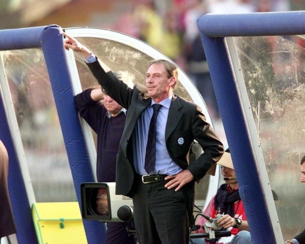 30 лет назад «Лацио» сменил владельца. И из середняка Серии А превратился в один из лучших клубов мира 30 лет назад «Лацио» сменил владельца. И из середняка Серии А превратился в один из лучших клубов мира