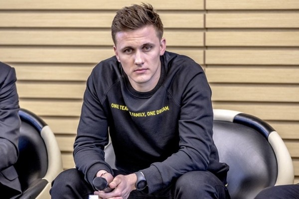 Футбол.  Алексей Шпилевский стал главным тренером кипрского "Ариса", где играет Евгений Яблонский
 