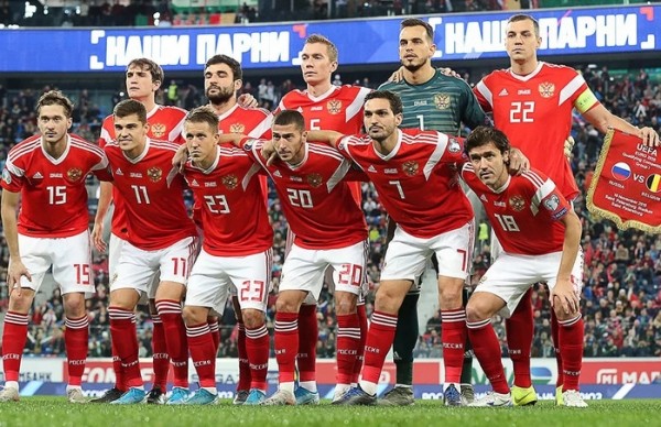 Футбол.  Россия отстранена от соревнований под эгидой ФИФА и УЕФА, контракт с "Газпромом" расторгнут
 