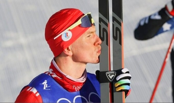 Олимпиада.  Пекин-2022. Александр Большунов стал чемпионом в мужском марафоне
 