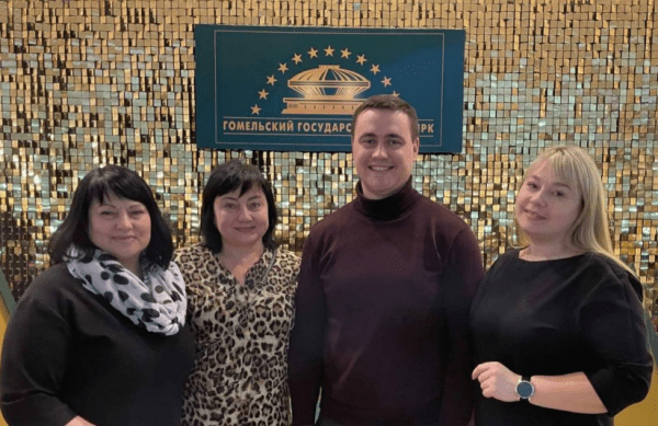 Штангист-чемпион из коллеги Баскова вырос в министра: стал доктором наук в 33, хотел свергнуть власть в своем спорте через «батюшку со свастикой», нашел жену в БРСМ Штангист-чемпион из коллеги Баскова вырос в министра: стал доктором наук в 33, хотел свергнуть власть в своем спорте через «батюшку со свастикой», нашел жену в БРСМ